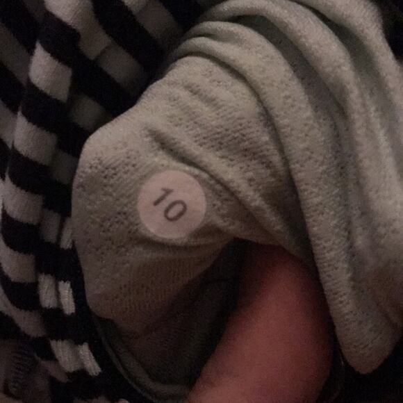 Lululemon Daily Yoga Jacket in Classic Stripe Mint Movement - Picture 12 of 12